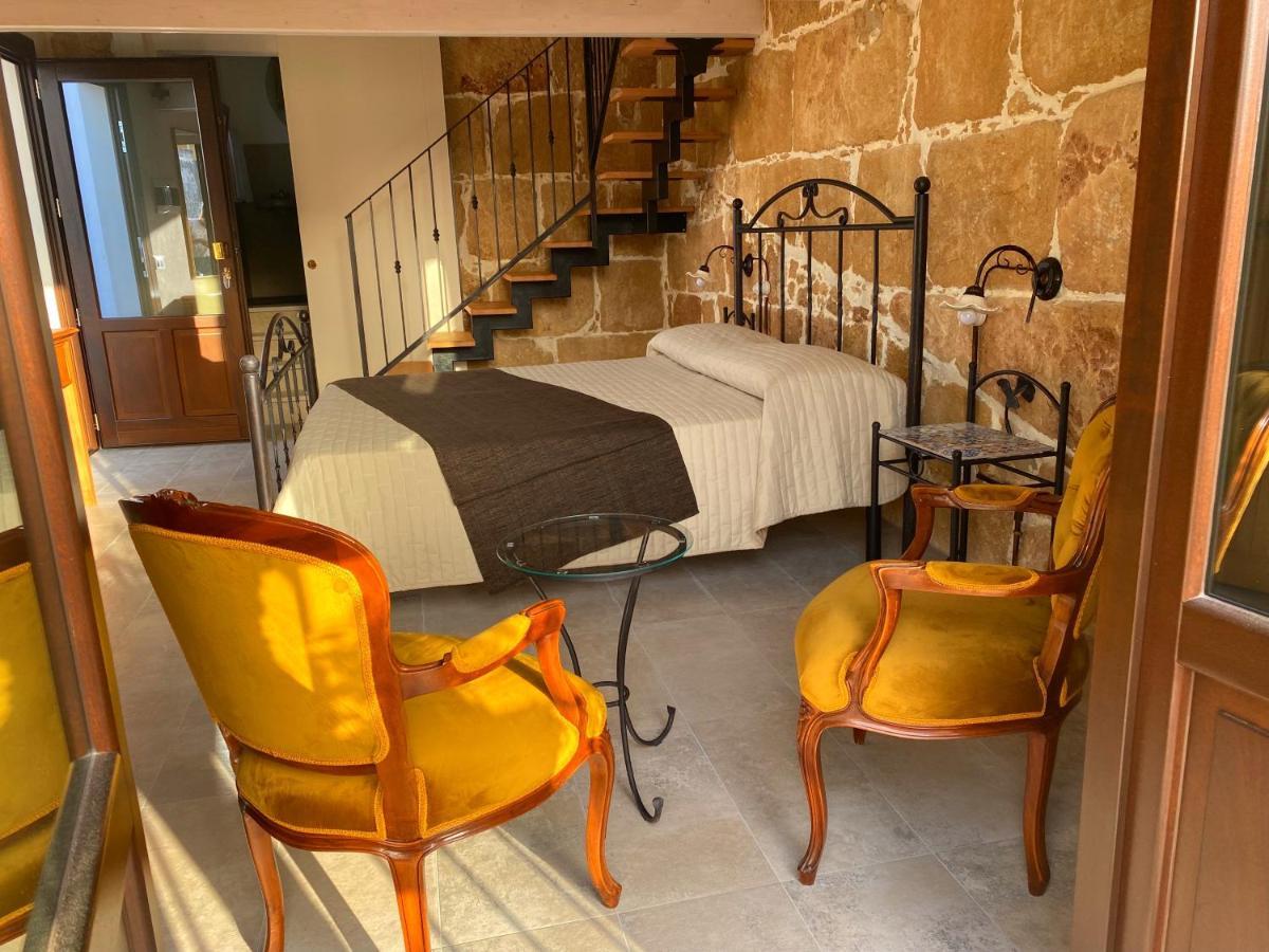 Morfeo Charming Rooms & Relax Авола Екстериор снимка